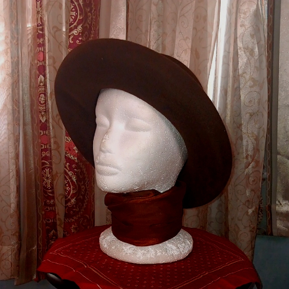 Brown Wide-Brimmed Hat